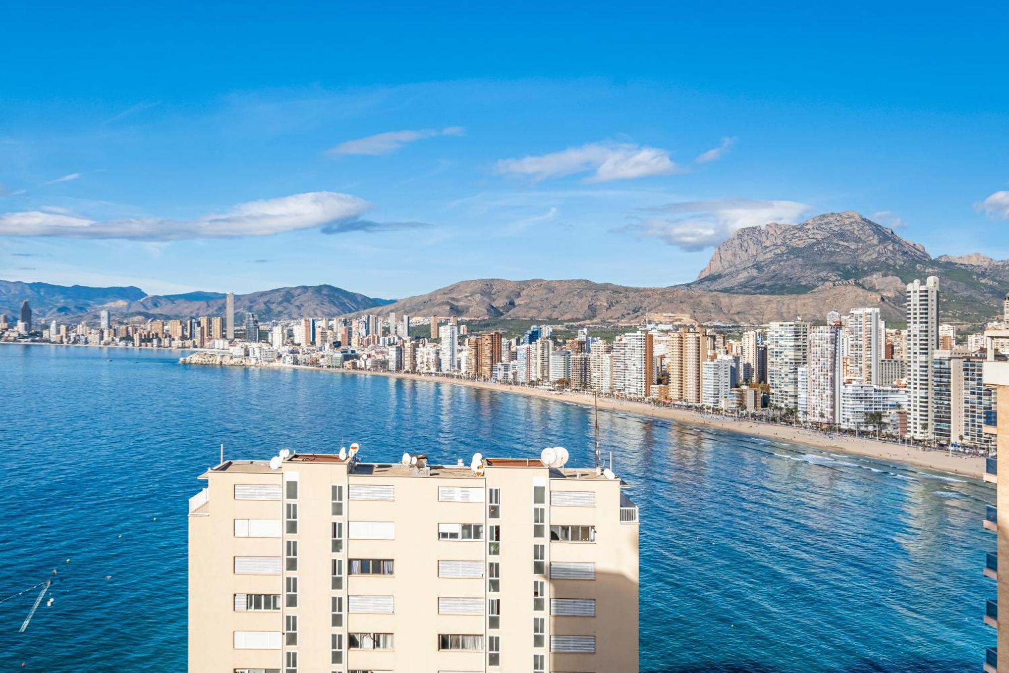 Trinisol Apartment Sea Views 6E Levante Beach Benidorm Luaran gambar