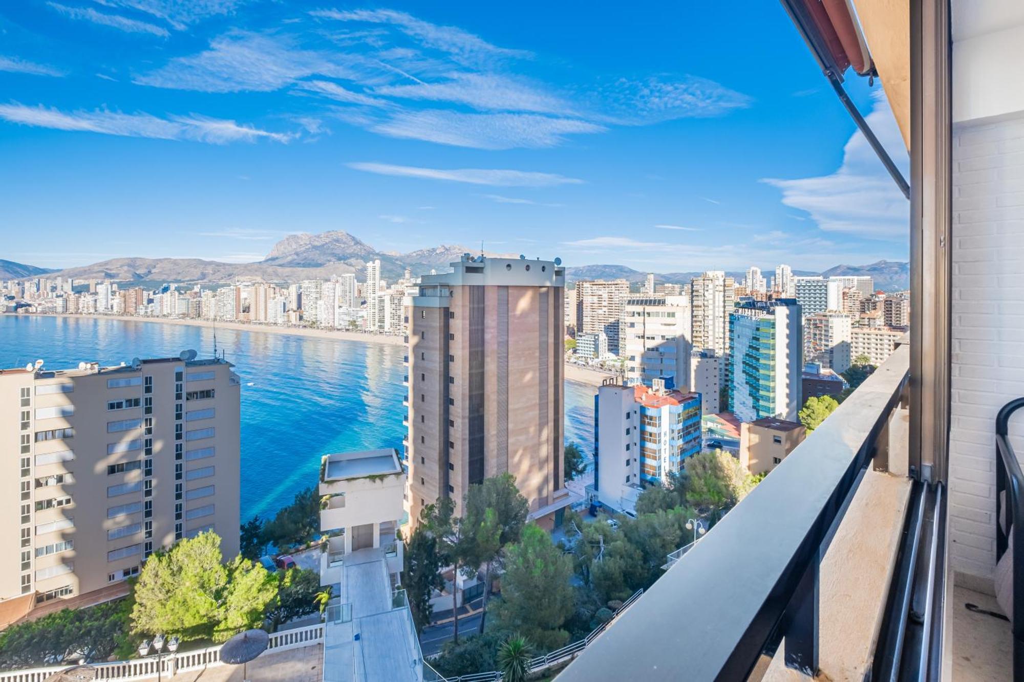 Trinisol Apartment Sea Views 6E Levante Beach Benidorm Luaran gambar